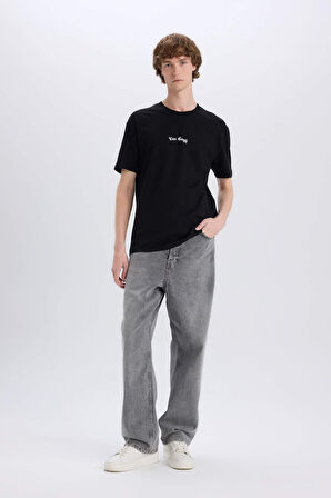 DeFacto %100 Pamuk Van Gogh Regular Fit Bisiklet Yaka Sırt Baskılı Kısa Kollu Tişört D5473AX25SPBK81