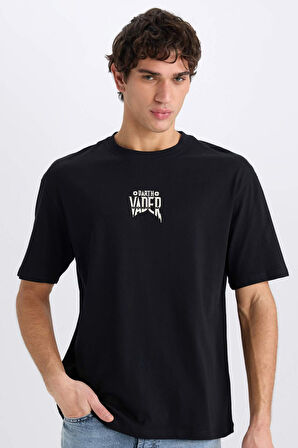 DeFacto %100 Pamuk Star Wars Boxy Fit Bisiklet Yaka Sırt Baskılı Kısa Kollu Tişört D6786AX25SPBK81