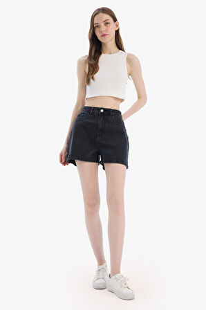 Mom Fit Yüksek Bel Kısa Paça Jean Şort