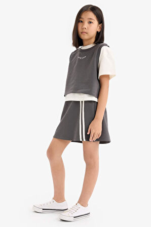 DeFacto Kız Çocuk 3'lü Takım Kısa Kollu Tişört Baskılı Kolsuz Üst Beli Lastikli Etek E1867A825SMAR82