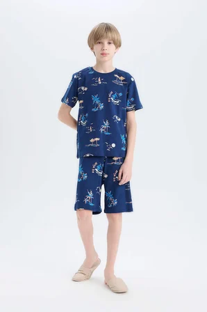 DeFacto Erkek Çocuk Pijama Takımı Desenli Kısa Kollu Üst Şort D9992A825SMNV30