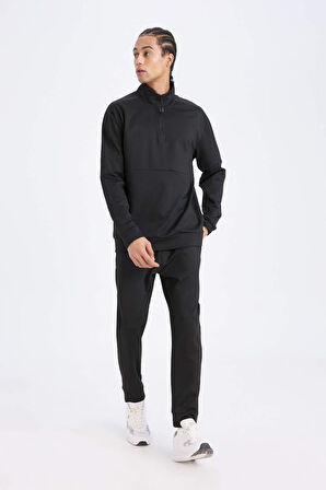 DeFactoFit Standart Fit Sporcu Jogger Eşofman Altı Standart Paça Skuba Dalgıç Kumaş D7308AX25SPBK81