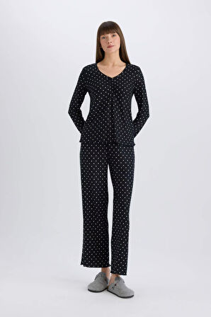 DeFacto Fall in Love Pijama Takımı Softshell Uzun Kollu Pijama Üstü Esnek Belli Uzun Pijama Altı D8453AX25SPBK81