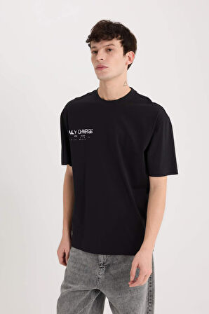 DeFacto %100 Pamuk Boxy Fit Bisiklet Yaka Sırt Baskılı Kısa Kollu Tişört D5583AX25SPBK81