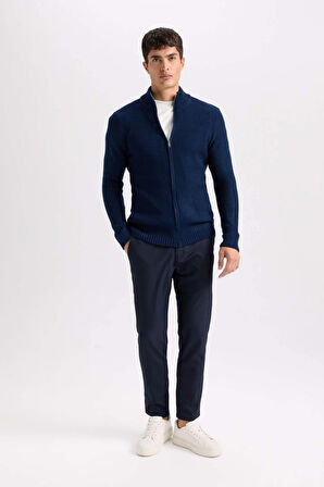 DeFacto Twill Chino Kumaş Pantolon Slim Fit Dar Kesim Dar Paça Basic Düz Cepli B2091AX24AUNV64