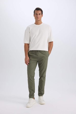 DeFacto %100 Pamuk Yazlık Jogger Chino Pantolon Beli Bağcıklı Cepli Düz Paça Z9933AZ25SPKH430