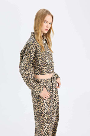 Oversize Fit Leopar Desenli Gabardin Uzun Kollu Ceket Gömlek