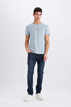 Slim Fit Dar Kesim Bisiklet Yaka Baskılı Kısa Kollu Tişört