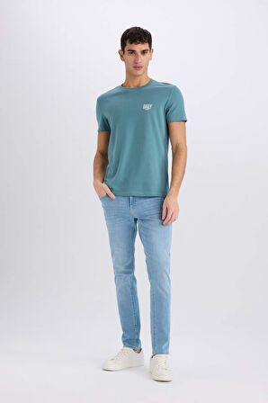 Slim Fit Dar Kesim Bisiklet Yaka Baskılı Kısa Kollu Tişört