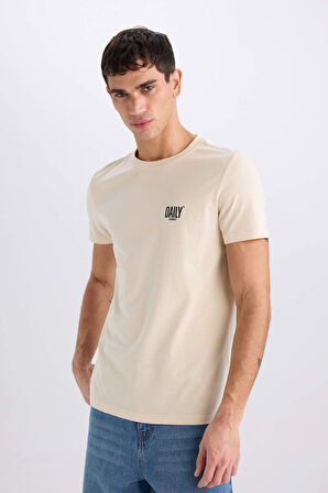 DeFacto %100 Pamuk Slim Fit Dar Kesim Bisiklet Yaka Baskılı Kısa Kollu Tişört C2078AX25SMBG700