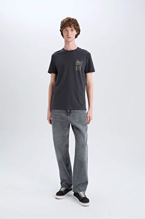 DeFacto %100 Pamuk Slim Fit Dar Kesim Bisiklet Yaka Baskılı Kısa Kollu Tişört C2131AX25SMAR231