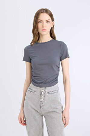 Fitted Bisiklet Yaka Modal Kısa Kollu Tişört