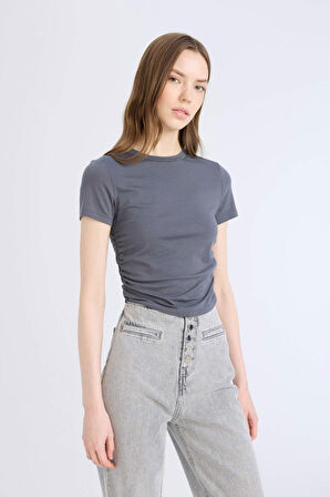 Fitted Bisiklet Yaka Modal Kısa Kollu Tişört