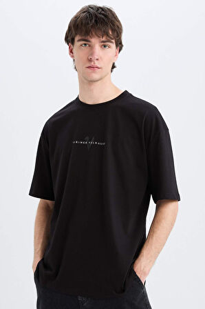 DeFacto %100 Pamuk Vikings Valhalla Oversize Geniş Kalıp Bisiklet Yaka Sırt Baskılı Kısa Kollu Tişört A6308AX25SPBK81