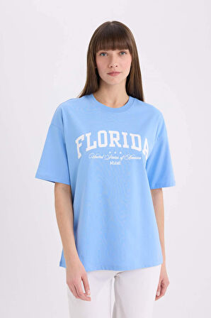 DeFacto Oversize Geniş Kalıp Bisiklet Yaka Baskılı Kısa Kollu Tişört E5056AX25SPBE552