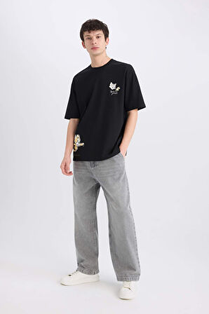 DeFacto %100 Pamuk Tom & Jerry Oversize Geniş Kalıp Bisiklet Yaka Sırt Baskılı Kısa Kollu Tişört C1527AX25SMBK81