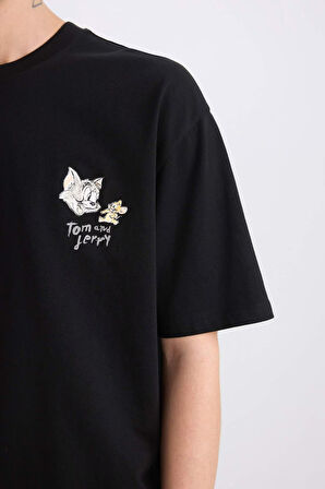 DeFacto %100 Pamuk Tom & Jerry Oversize Geniş Kalıp Bisiklet Yaka Sırt Baskılı Kısa Kollu Tişört C1527AX25SMBK81