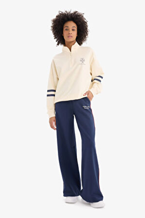 Defacto D7132 Ekru DeFactoFit Oversize Geniş Kalıp Yarım Fermuarlı Baskılı Sporcu Sweatshirt