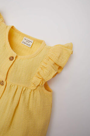 DeFacto Kız Bebek Bisiklet Yaka Gofre Dokulu Kısa Kollu Gömlek C5972A525SMYL252