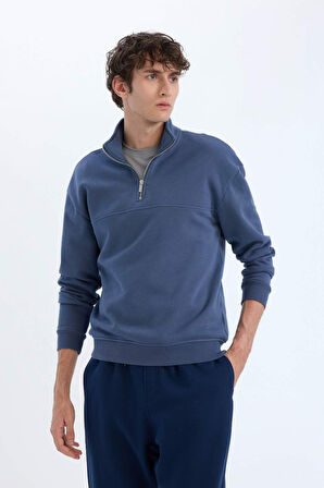 DeFacto Relax Fit Dik Yaka Fermuarlı Basic Düz Kalın Sweatshirt E5334AX24WNIN247