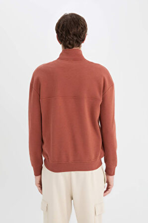 DeFacto Relax Fit Dik Yaka Fermuarlı Basic Düz Kalın Sweatshirt E5334AX24WNBN52