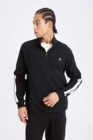 DeFactoFit Standart Fit Dik Yaka Fermuarlı Sporcu Sweatshirt D1953AX24AUBK81