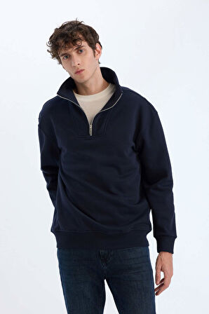 DeFacto Relax Fit Dik Yaka Fermuarlı Basic Düz Kalın Sweatshirt E5332AX24WNNV118