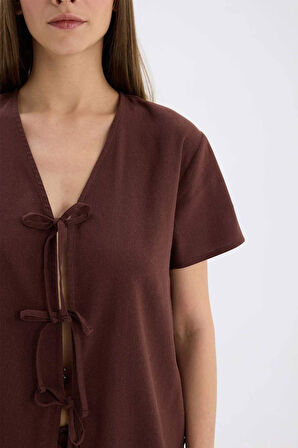 DeFacto Pijama Takımı Keten Kısa Kollu Pijama Üstü Esnek Belli Pijama Altı-Fall in Love E3571AX25SPBN166