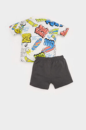 DeFacto Erkek Bebek 2'li Takım Kaykay Baskılı Kısa Kollu Tişört Esnek Belli Şort E5985A525SMER85