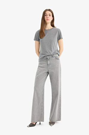 Regular Fit Bisiklet Yaka Basic Düz Kısa Kollu Tişört