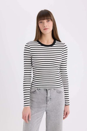 Slim Fit Dar Kesim Bisiklet Yaka Çizgili Uzun Kollu Tişört