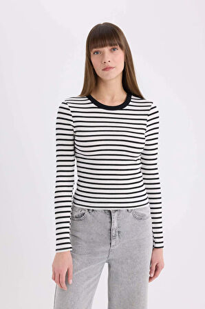 Slim Fit Dar Kesim Bisiklet Yaka Çizgili Uzun Kollu Tişört