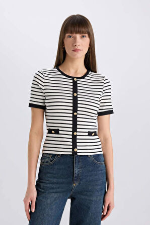 Slim Fit Dar Kesim Bisiklet Yaka Çizgili Smart Fitilli Kaşkorse Kısa Kollu Tişört