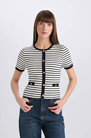 Slim Fit Dar Kesim Bisiklet Yaka Çizgili Smart Fitilli Kaşkorse Kısa Kollu Tişört