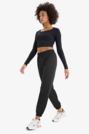 DeFactoFit Standart Fit Çift Cepli Paçası Lastikli Standart Boy Sporcu Eşofman Altı A4557AX25SPBK81