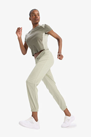 DeFactoFit Standart Fit Çift Cepli Paçası Lastikli Standart Boy Sporcu Eşofman Altı A4557AX25SPKH513