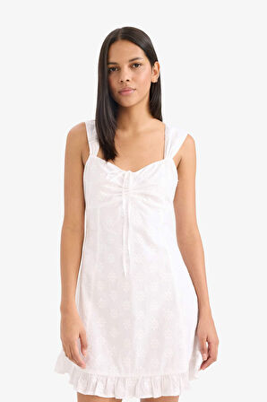 Kalp Yaka Pamuklu Askılı Mini Elbise