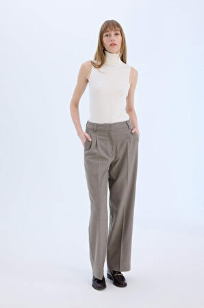 DeFacto Wide Leg Kışlık Pantolon Yüksek Bel Geniş Düz Paça Pensli Flanel E6115AX24WNBG745