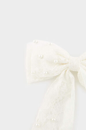 DeFacto Kadın Kurdele Görünümlü İncili Çıtçıtlı Toka E6801AXNSWT1