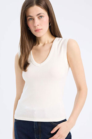 DeFacto Slim Fit Dar Kesim V Yaka Ribana Atlet E5779AX25SPER105
