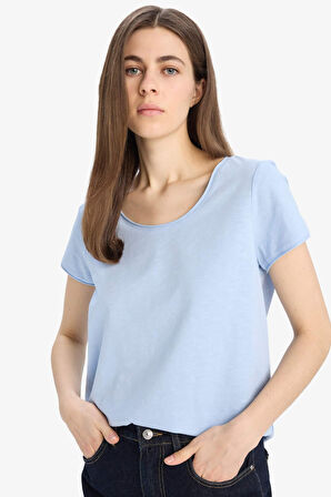 DeFacto Regular Fit Yuvarlak Yaka Basic Düz Kısa Kollu Tişört K1508AZ25SMBE196