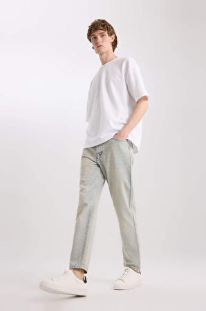 DeFacto %100 Pamuk 90's Slim Fit Dar Kalıp Yüksek Bel Dar Paça Jean Pantolon D7272AX25SPNM39