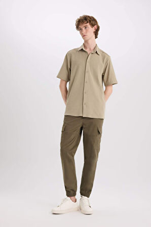 DeFacto Regular Fit Yazlık Pamuklu Kısa Kollu Gömlek D1902AX25SMKH488