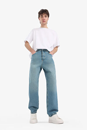 DeFacto Baggy Fit Geniş Kalıp Normal Bel Geniş Paça Pamuklu Soluk Efektli Jean Pantolon D7279AX25SPNM29