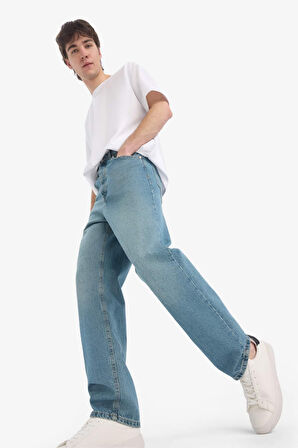 DeFacto Baggy Fit Geniş Kalıp Normal Bel Geniş Paça Pamuklu Soluk Efektli Jean Pantolon D7279AX25SPNM29