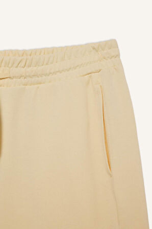 DeFacto Regular Fit Düz Paça Şort D9769AX25SMYL509