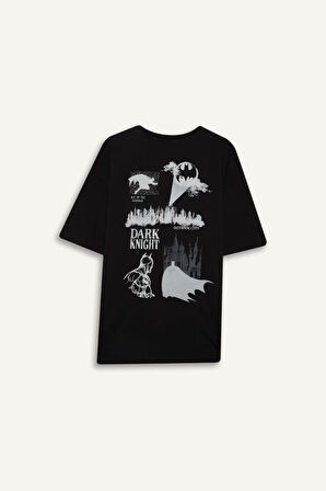 DeFacto %100 Pamuk Batman Boxy Fit Bisiklet Yaka Sırt Baskılı Kısa Kollu Tişört E0618AX25SMBK81