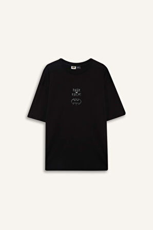 DeFacto %100 Pamuk Batman Boxy Fit Bisiklet Yaka Sırt Baskılı Kısa Kollu Tişört E0618AX25SMBK81