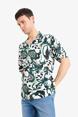 Regular Fit Apaş Yaka Desenli Kısa Kollu Gömlek