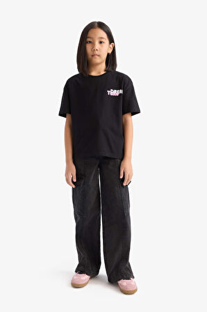 DeFacto Kız Çocuk Relax Fit Sırt Baskılı Bisiklet Yaka Kısa Kollu Tişört E0354A825SMBK81